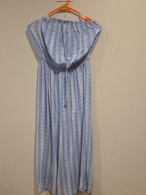 #30 DEVI Light Blue Strapless Jumper with White Pattern